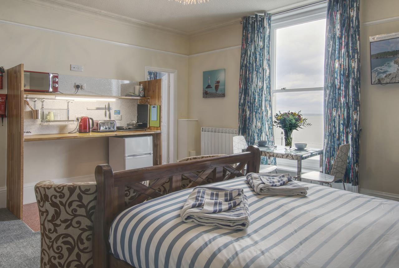 Sea Breeze Whitby